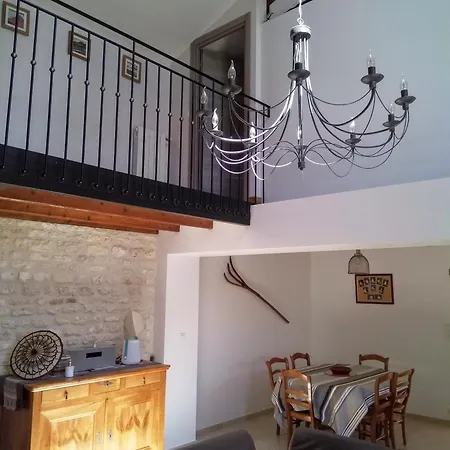 La Maison Charentaise بيت للعطل