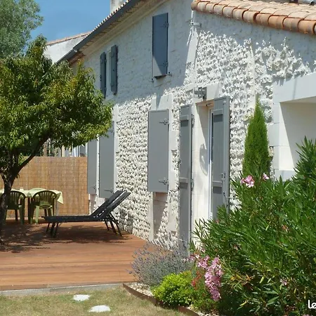 Holiday home La Maison Charentaise Medis